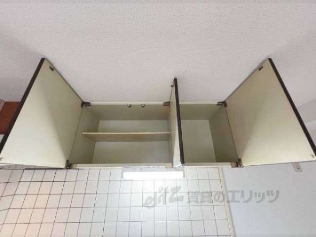 キッチン　収納