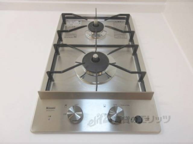 キッチン　ガス２口コンロ