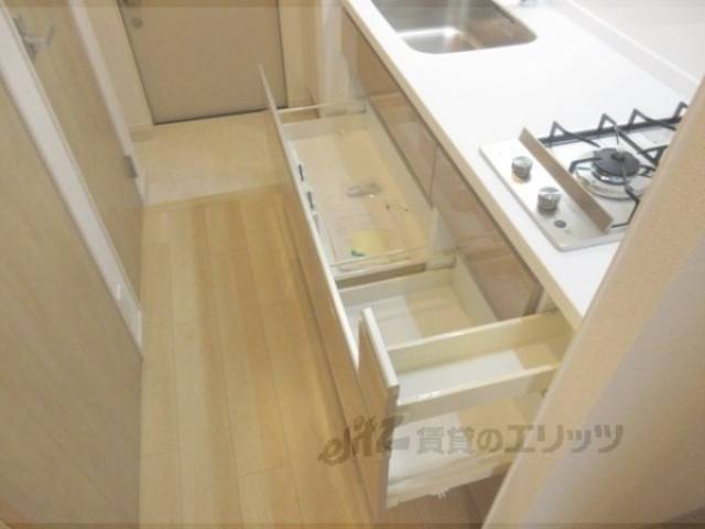 キッチン　キッチン下部収納