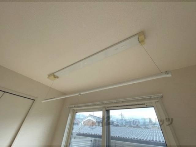 室内干し竿掛け