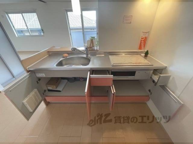 キッチン　収納