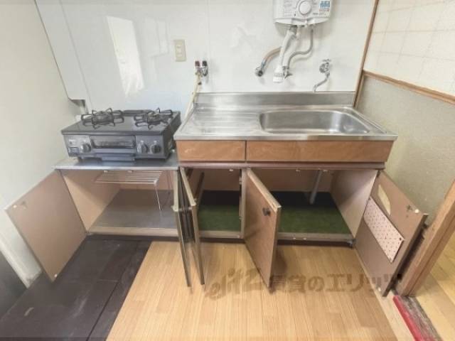 キッチン　下部収納