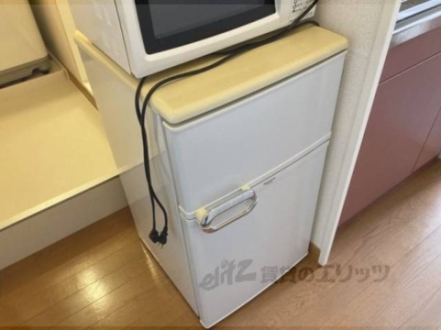 冷蔵庫置場　冷蔵庫