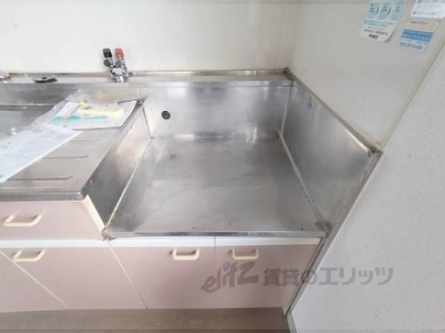 キッチン　コンロ置場