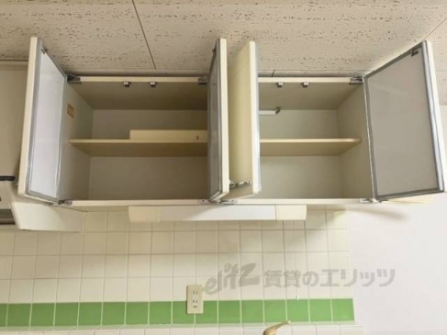 キッチン　収納