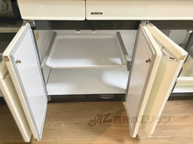 キッチン　収納