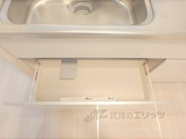キッチン　下部収納
