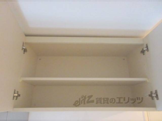 キッチン　上収納