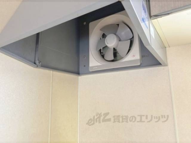 キッチン　換気扇
