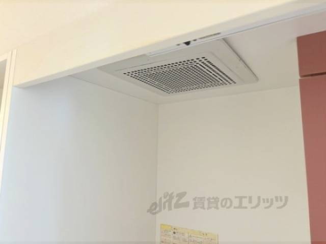キッチン　換気扇