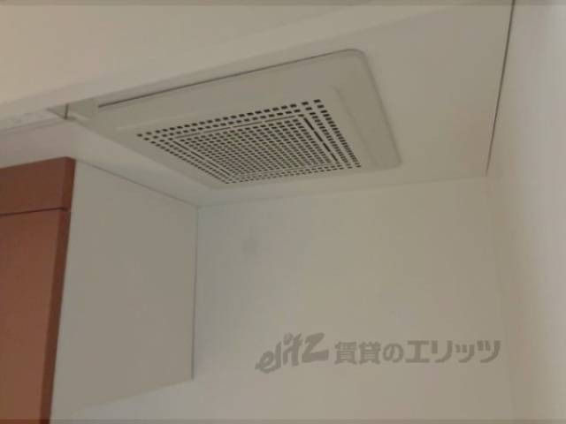 キッチン　換気扇