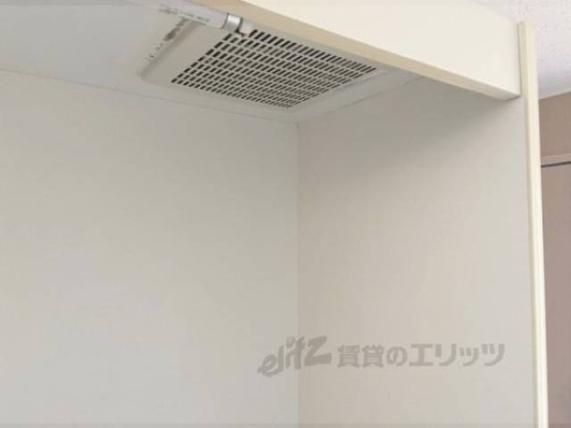 キッチン　換気扇