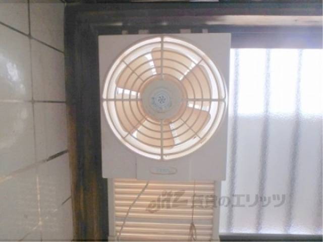 キッチン　換気扇