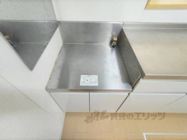 キッチン　コンロ置場