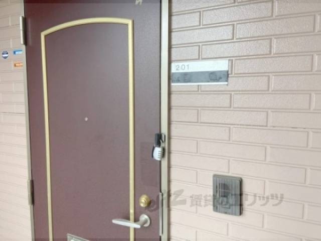 玄関　インターホン