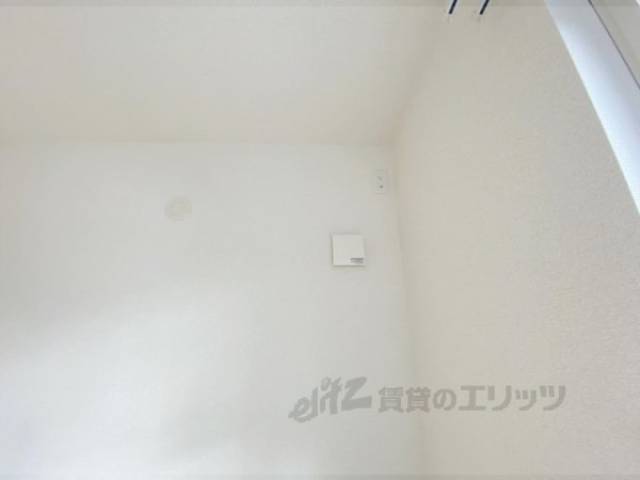 エアコン　設置場所