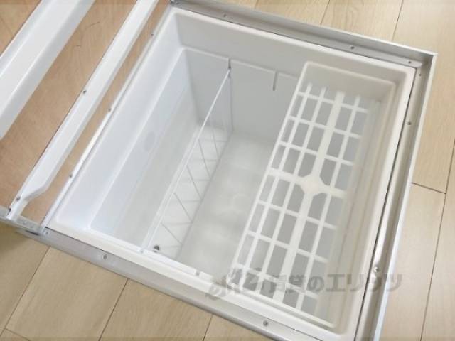 キッチン　床下収納
