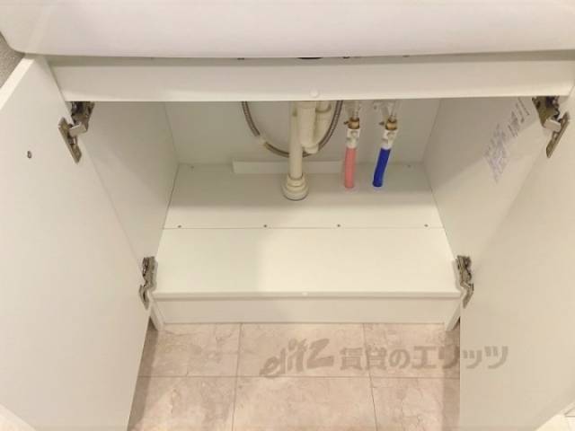 洗面所　収納