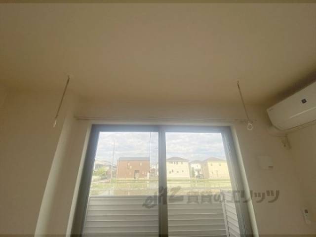 洋室　室内物干し