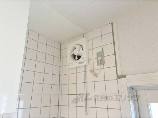 キッチン　換気扇