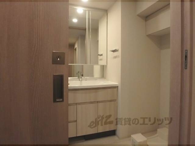 洗面所　収納下部