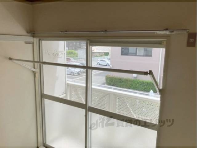 室内干し竿掛け