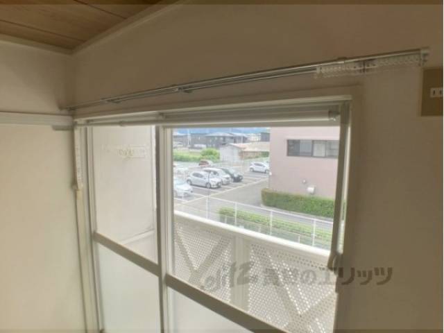 室内物干し竿掛け