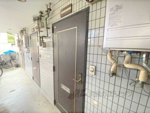 玄関　インターホン