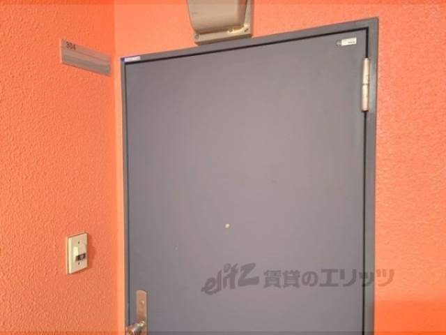 玄関　インターホン