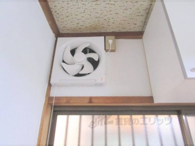 キッチン　換気扇