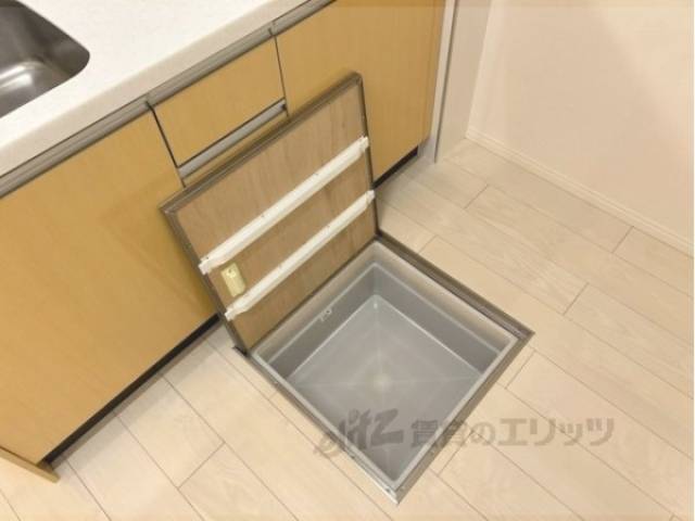 床下収納