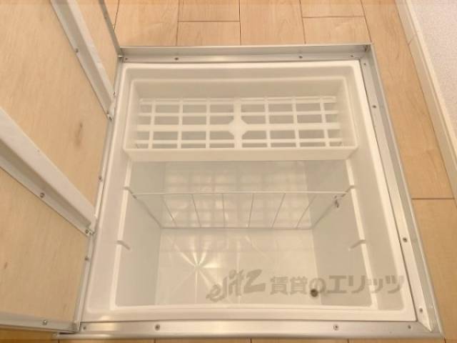 キッチン　床下収納