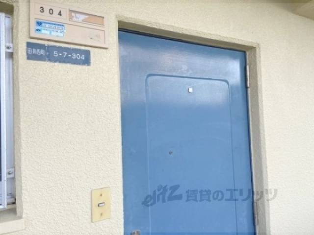 玄関　インターホン