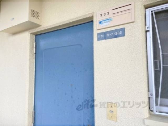 玄関　インターホン