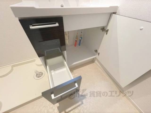 洗面所　収納