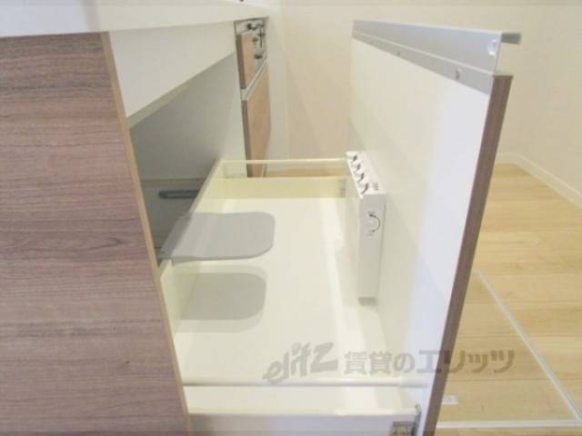 キッチン　キッチン下部収納