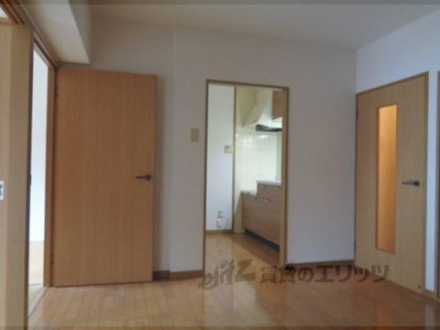 キッチン　ダイニング