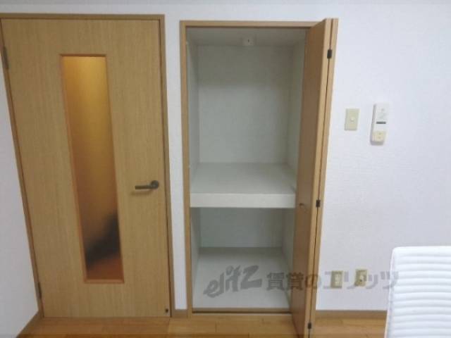 ダイニング収納