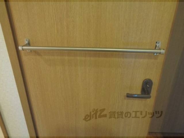 洗面所　タオル掛け