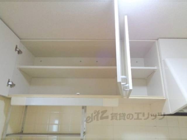 キッチン　収納