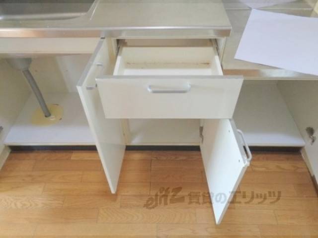 キッチン　収納