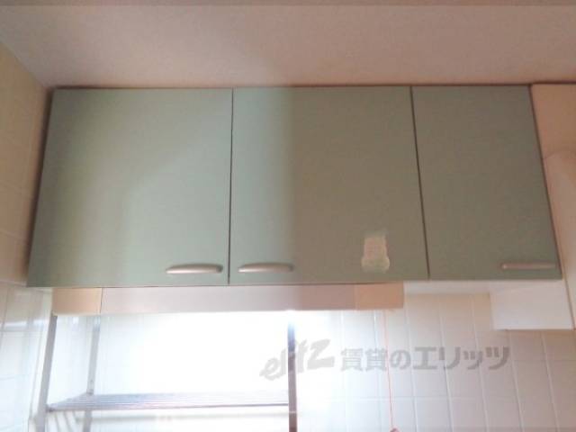 キッチン　収納