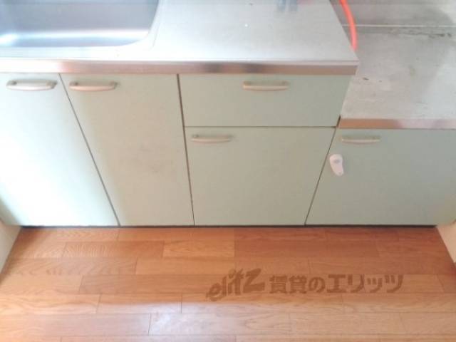 キッチン　収納