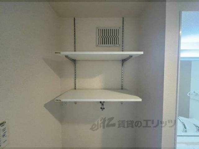 洗濯機置場　棚