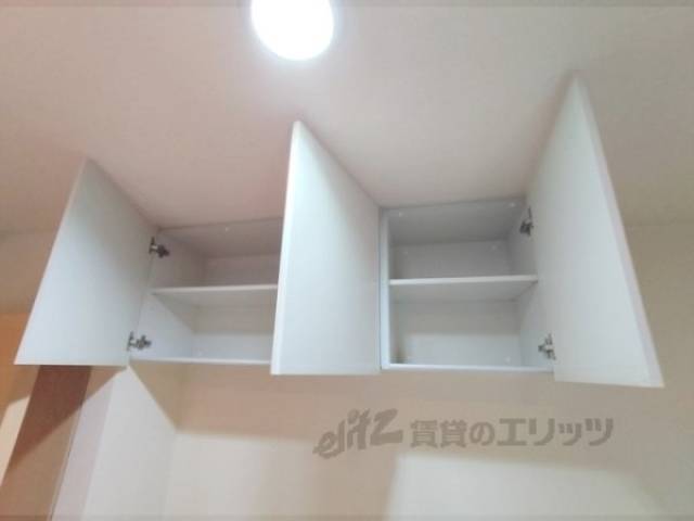 キッチン　棚