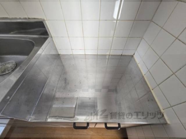キッチン　コンロ置き場