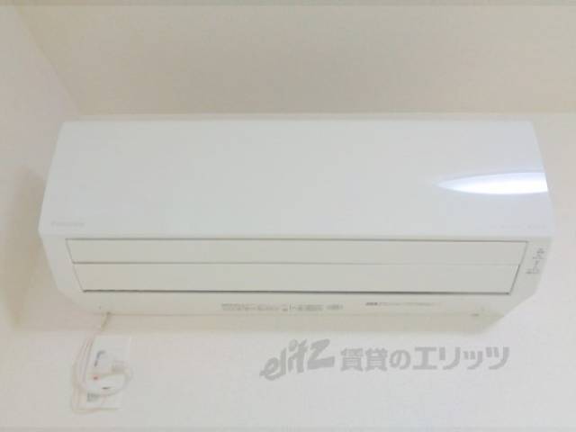 エアコン　リビング