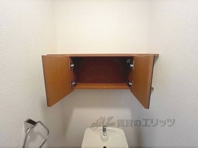 トイレ　収納
