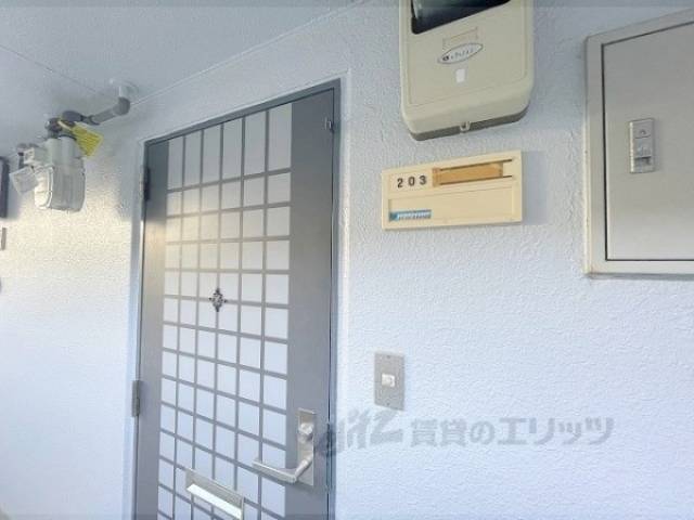 玄関　インターホン