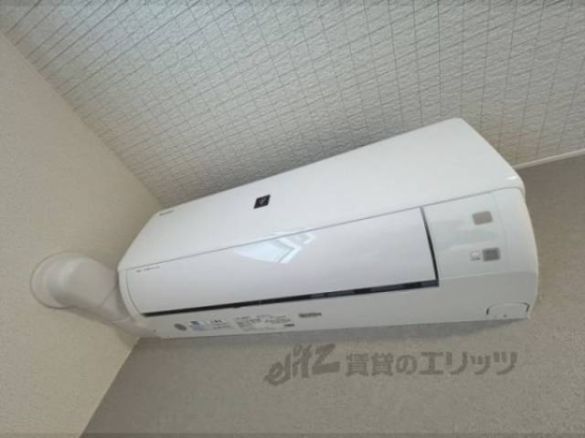 洋室　エアコン